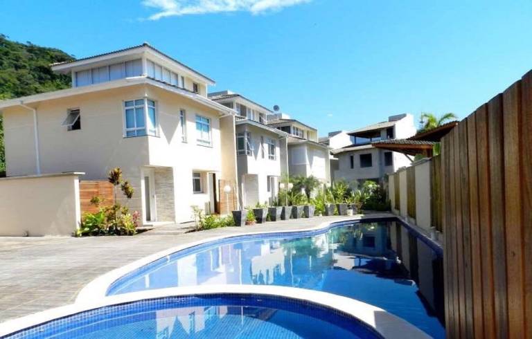 Casa Praia da Baleia
