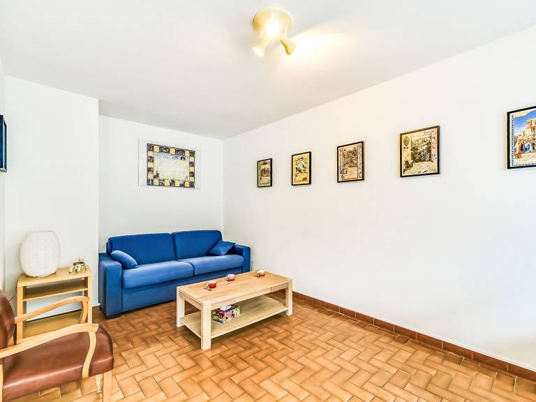 Fully equipped holiday apartment with patio | Beach nearby | Dogs allowed — photo 3