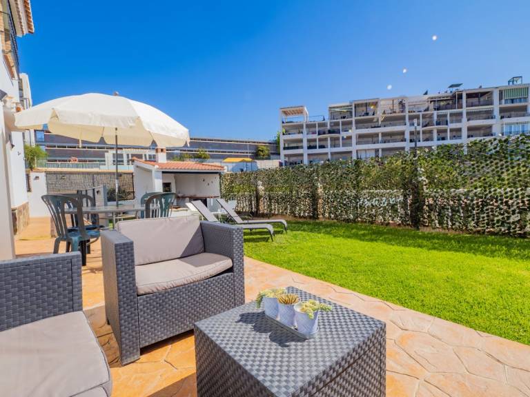 Alojamiento Benajarafe