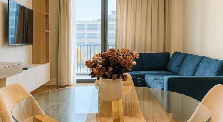 Apartment with patio — photo 4
