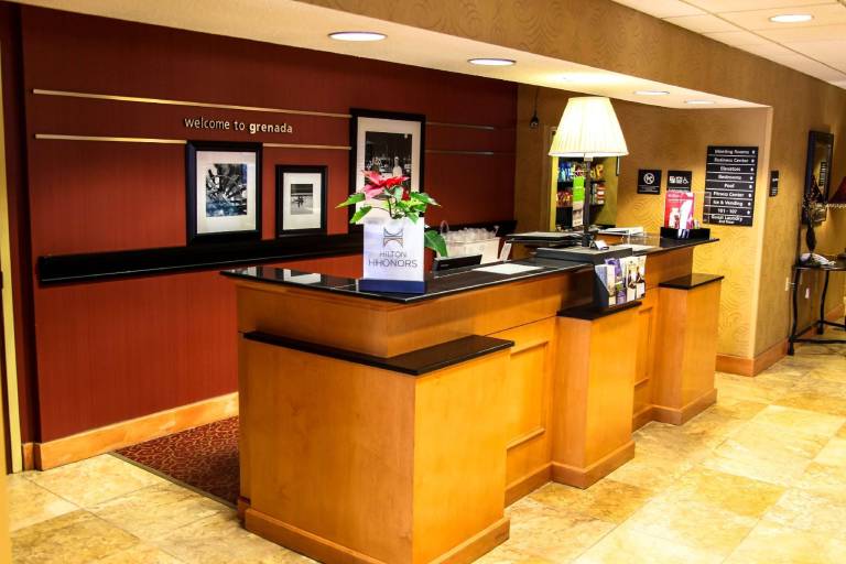 Hampton Inn & Suites Grenada — photo 4