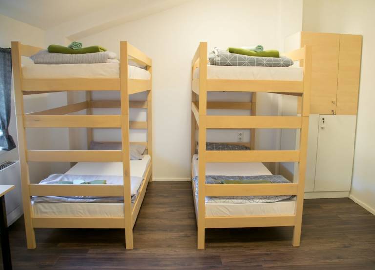 Hostel Desinić