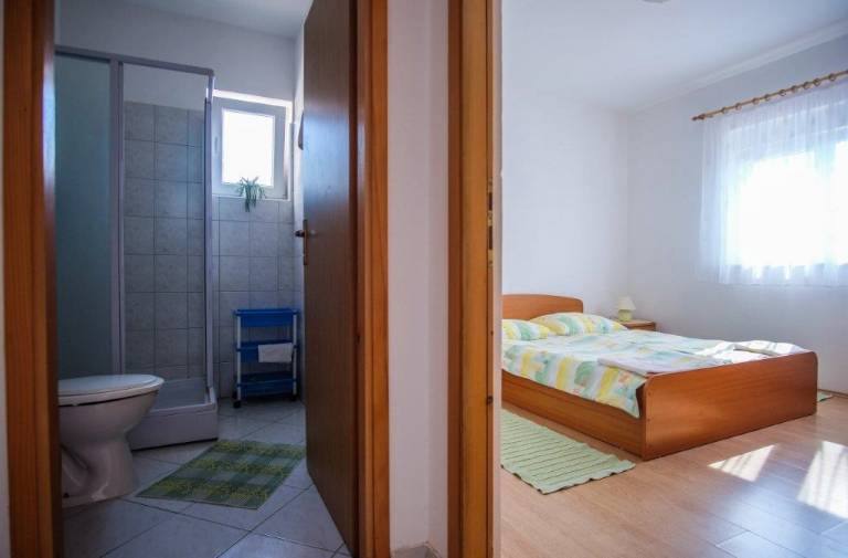 Apartment with yard, terrace & fast internet | Sea view — photo 3