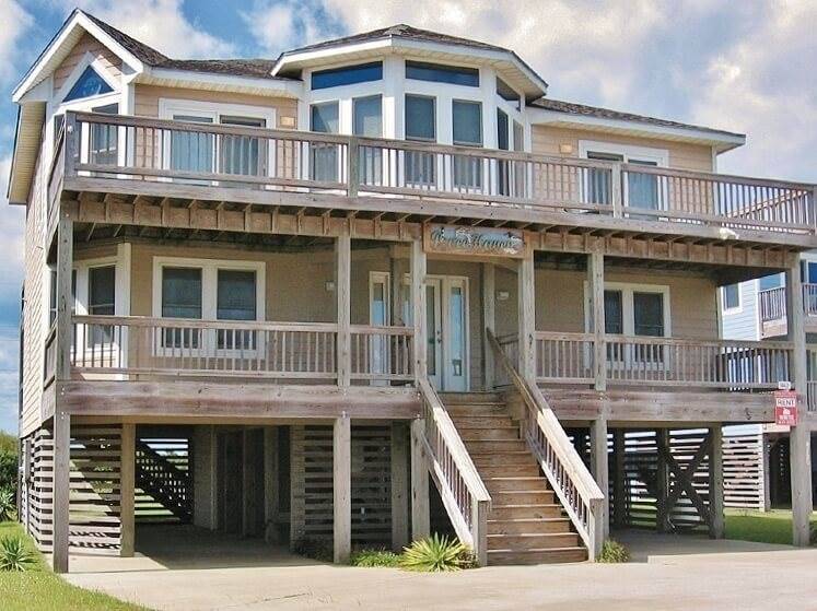 House Nags Head