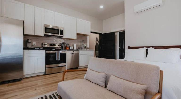 Apartment | Perfect for remote work | Dogs allowed in St. Louis, MO