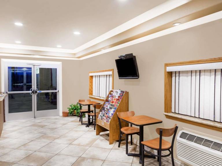 Travelodge by Wyndham Barstow — photo 3