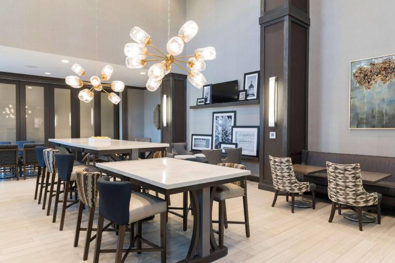 Hampton Inn & Suites Indianapolis/Keystone — photo 3