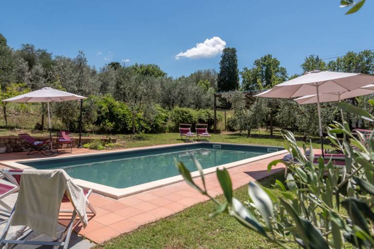 Children-friendly villa with grill, garden & jacuzzi | Pets allowed — photo 5