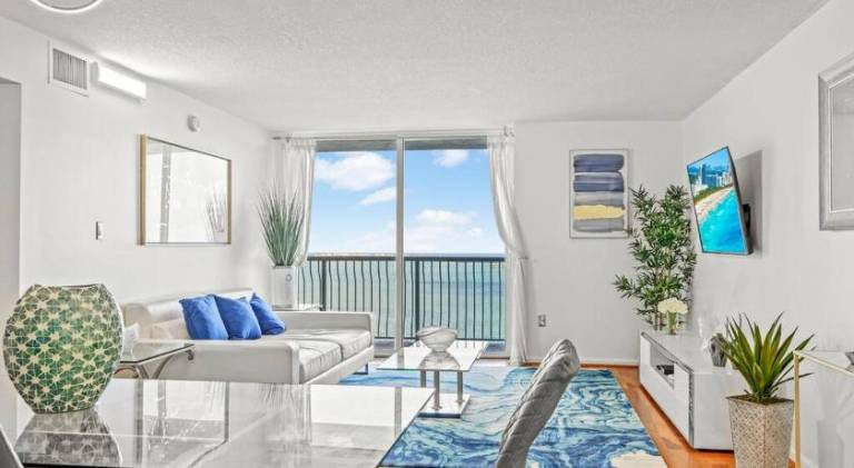 Holiday apartment with yard, BBQ & jacuzzi | Dogs allowed — photo 3