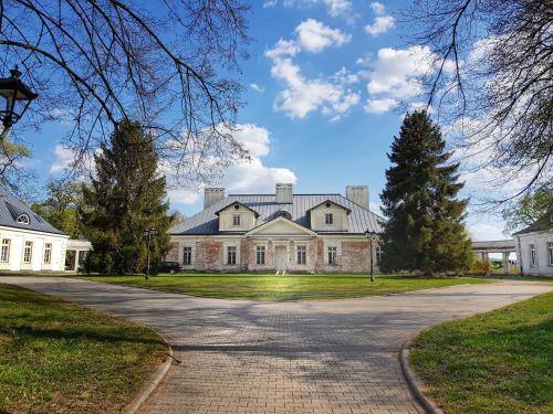 Bed & Breakfast  Szczekociny