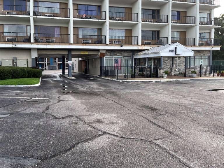 Motel6 Norfolk, VA – East Little Creek — photo 4