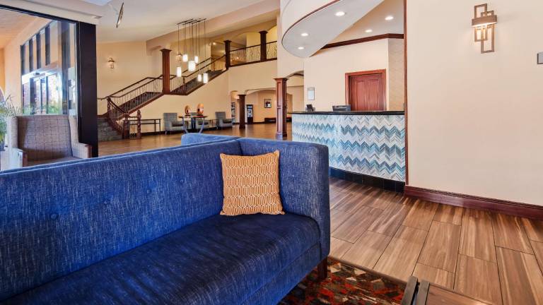 Best Western Plus Heritage Inn — photo 3