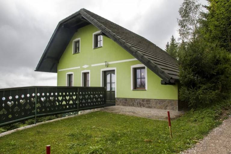 Apartma Skomarje