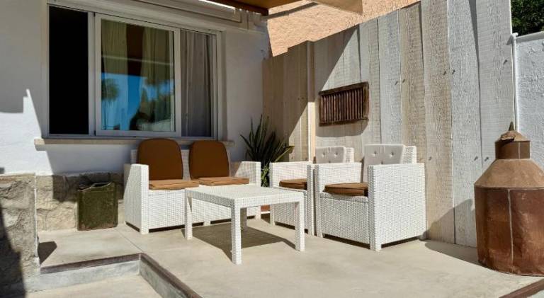 Vacation home with private pool & terrace | Pet-friendly — photo 4