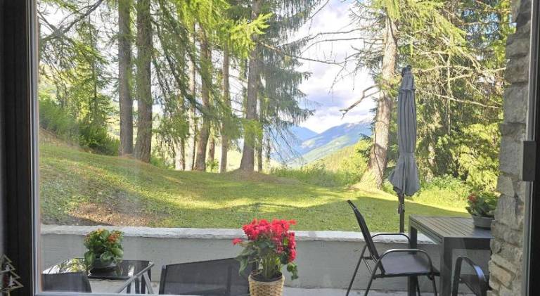 Wonderful holiday apartment with barbeque, terrace & yard | Next to the ski | Pets are welcome — photo 5