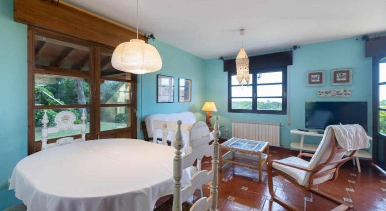 Vacation home with garden & terrace — photo 2