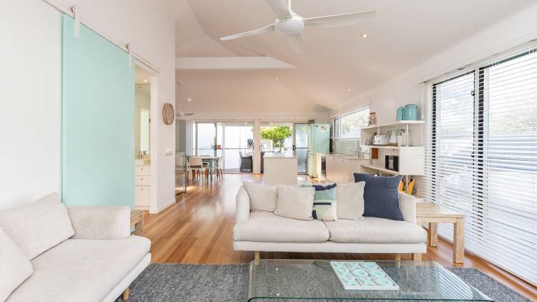 House Boomerang Beach