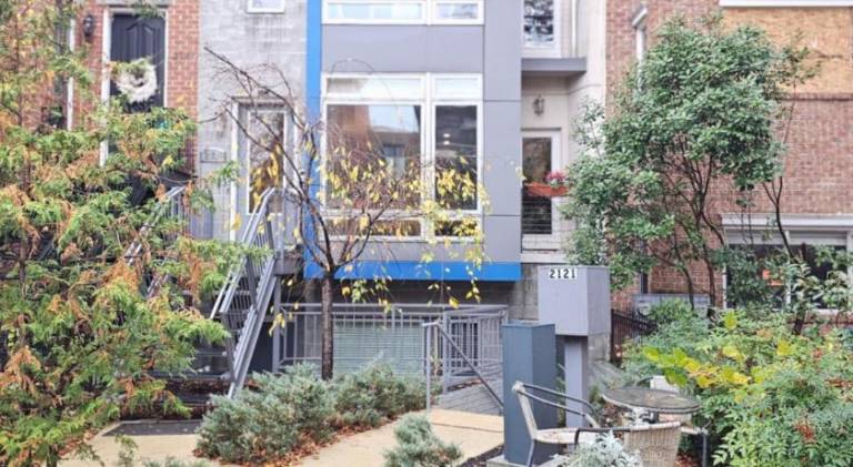 Chic 2 bedroom condo at 2121 — photo 4
