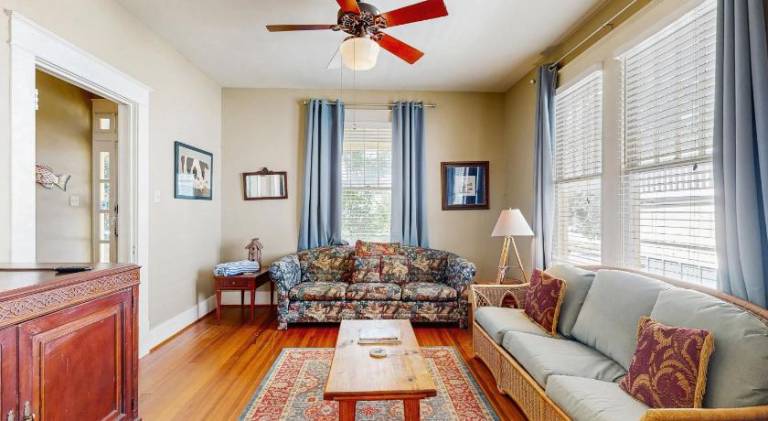 Fully equipped spacious vacation home with garden & terrace | Good for workation | Pets are welcome — photo 2