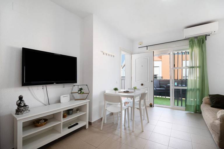 Apartment "La Jara" near the sea with shared pool and Wi-Fi — photo 2