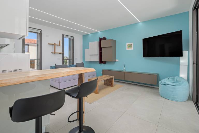 Fully equipped beautiful apartment with patio & fast internet | Garden view | Next to the beach | Dogs allowed — photo 4