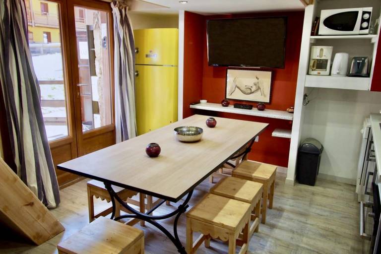Studio with terrace in Gap