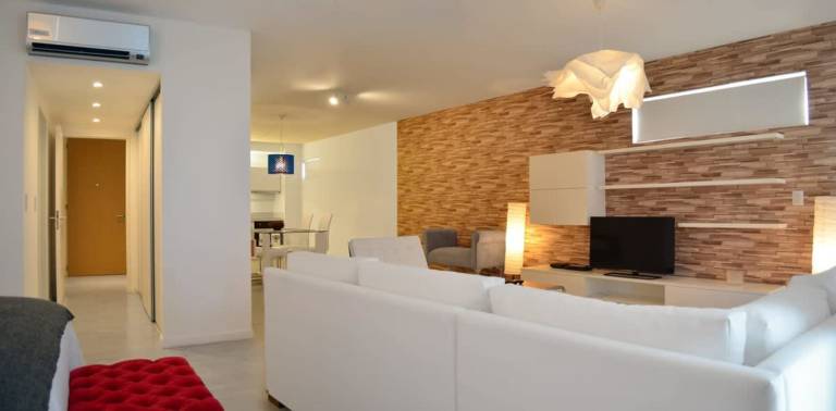 Family-oriented lovely apartment with barbecue, pool & fast internet | Pet-friendly — photo 3