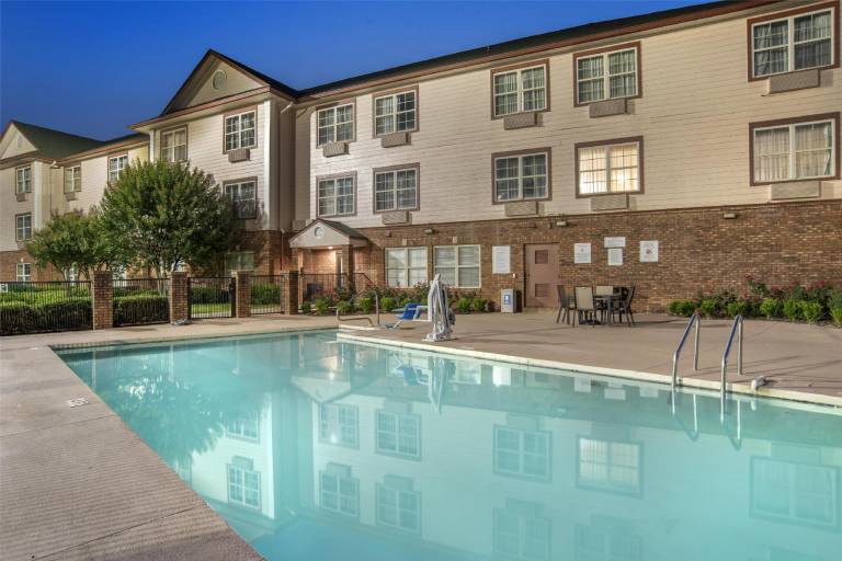 Best Western Plus Bessemer Hotel & Suites — photo 2