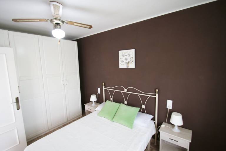 Apartment with 1 room for 4 persons — photo 5
