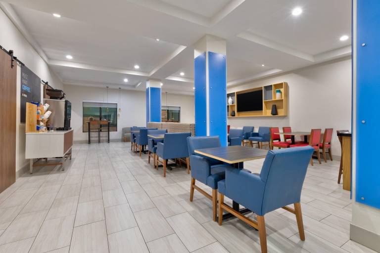 Holiday Inn Express Hotel & Suites Amarillo South By IHG — photo 5