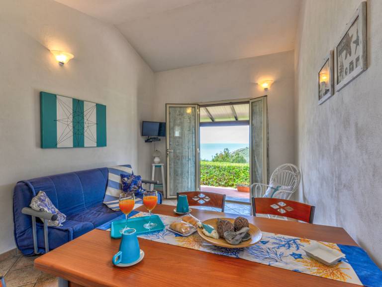 House with barbecue, yard & patio | Sea view — photo 5