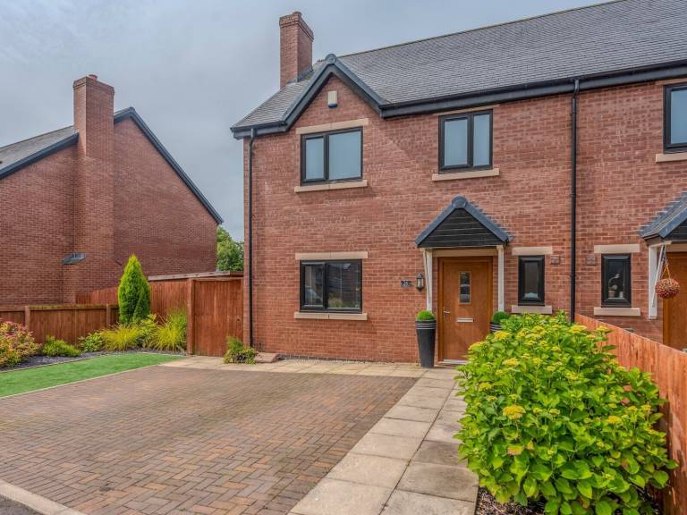 House  Market Drayton