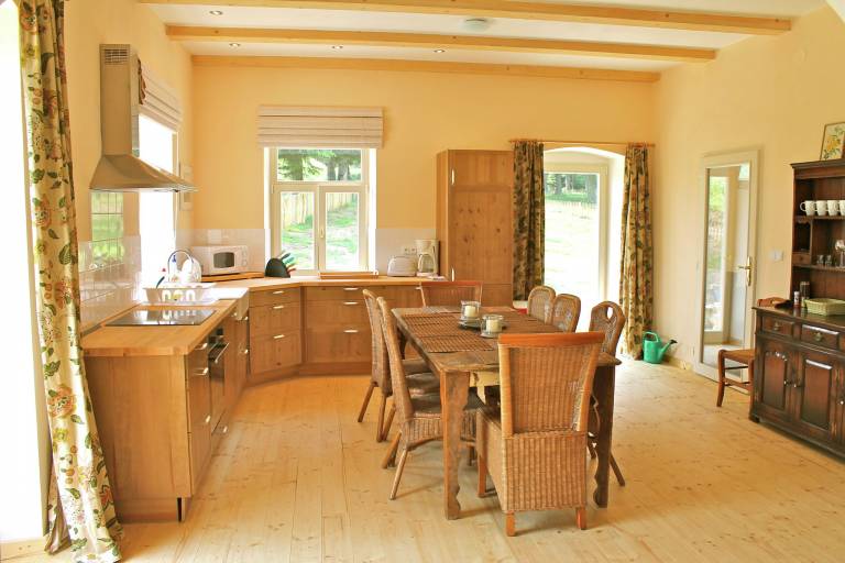 Family-friendly vacation home with terrace, BBQ & garden | Nature view | Pets allowed — photo 4