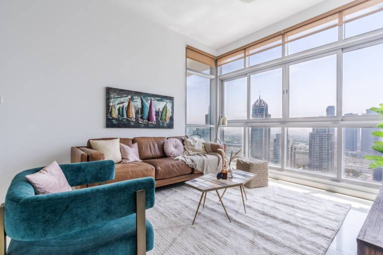 GuestReady Skyview Home with Marina View