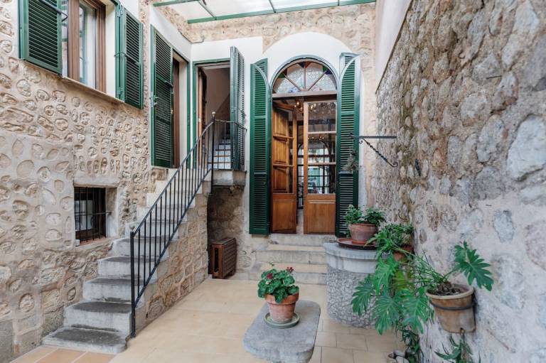 Bed & Breakfast  Sóller