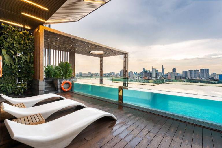 Family retreat @D1Mension/3BR/Rooftop Pool/Netflix in Ho Chi Minh City