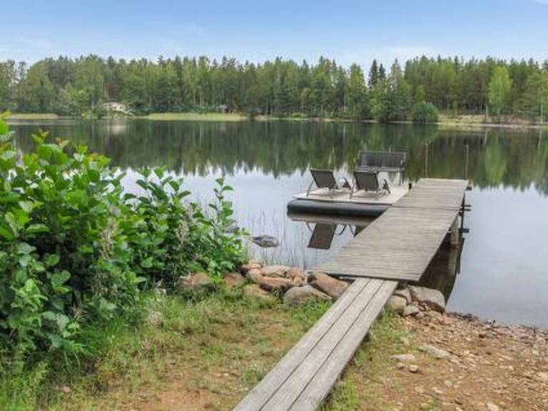 Vacation home with sauna & yard | Nature view | Pets allowed — photo 3