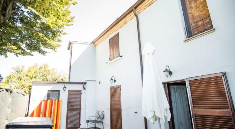 House with yard & terrace | Beach nearby | Pet-friendly — photo 4