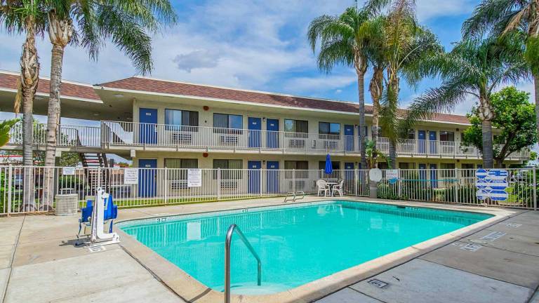 Motel 6 Bakersfield, CA - Airport in Bakersfield, CA