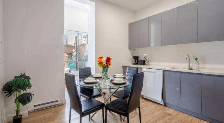 Apartment | Close to Mary — photo 3