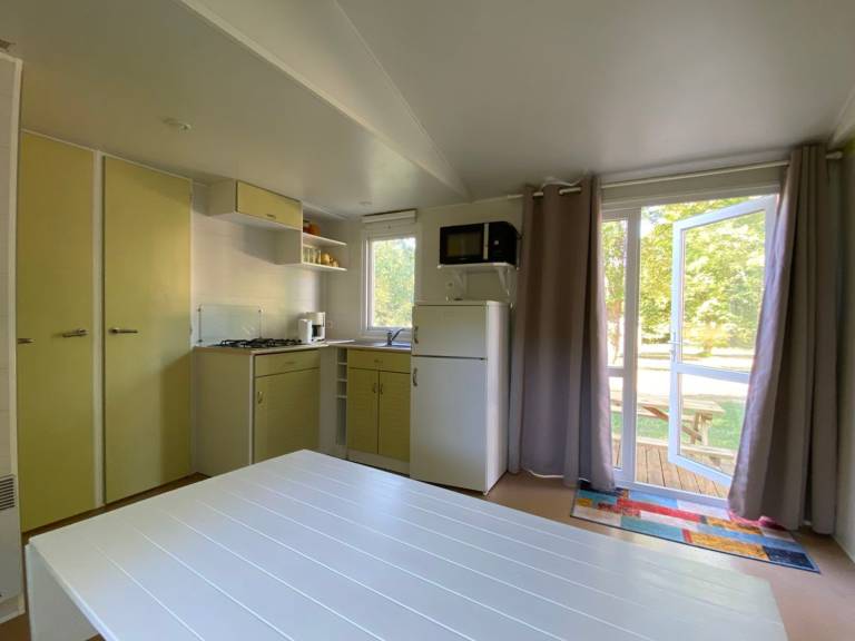 Mobile home with 3 rooms for 8 persons — photo 4
