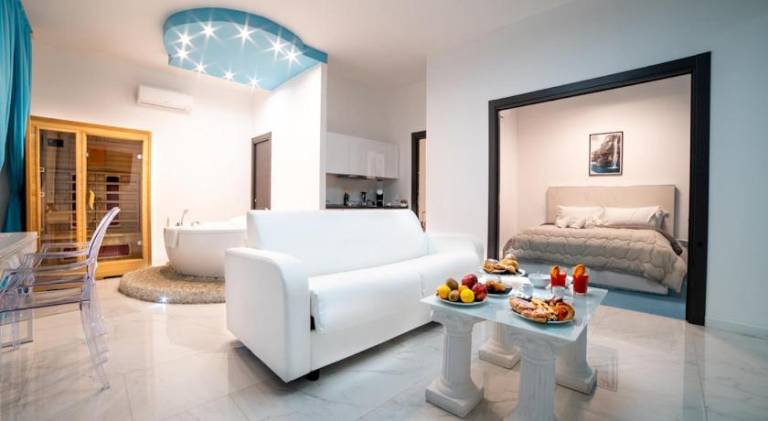 Tiffany & Babylon Luxury Stay in Naples