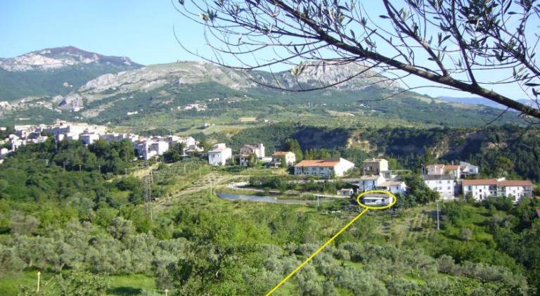 House with 2 rooms for 5 persons in Pescara