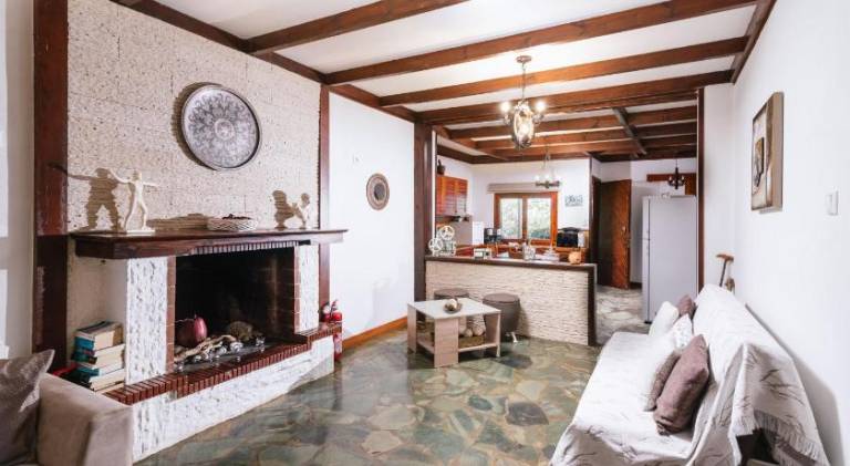 House with 3 rooms for 6 persons — photo 2