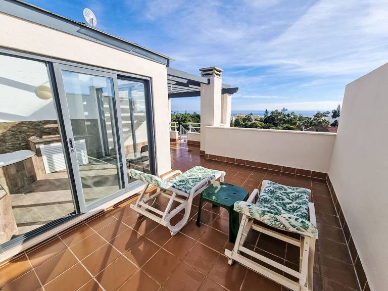 Children-friendly wonderful holiday apartment with patio, jacuzzi & pool | Sea view | Close to the beach | Good for workation | Pet-friendly — photo 4