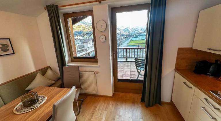 Holiday apartment with patio | Pet-friendly — photo 3