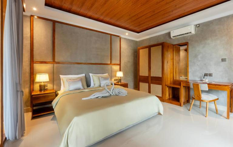Villa with yard, hot tub & private pool | Good for workation | Pets allowed in Ubud