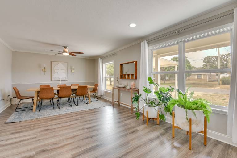 Spacious Fort Walton Beach Home  2 Mi to Beach! — photo 2