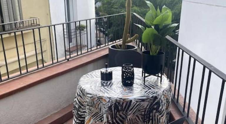 Rental apartment with patio — photo 4
