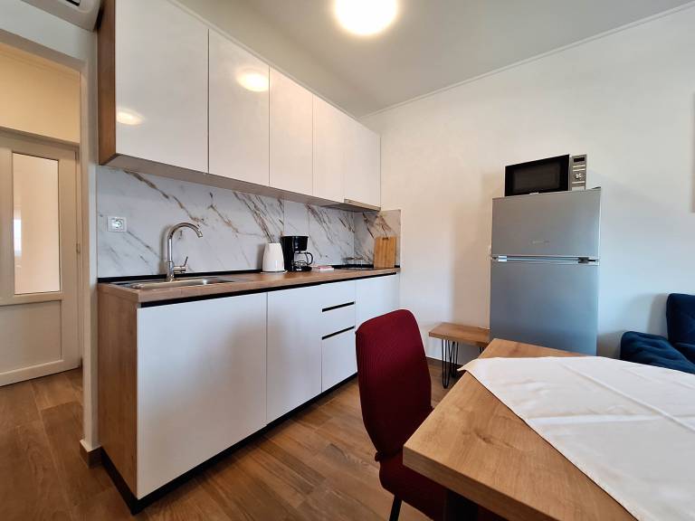 Fully equipped beautiful rental apartment with barbeque | Sea view | Next to the beach | Pet-friendly — photo 2